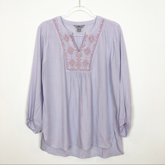Bass Tops - Bass • Lightweight Flowy Embroidered Tunic • M